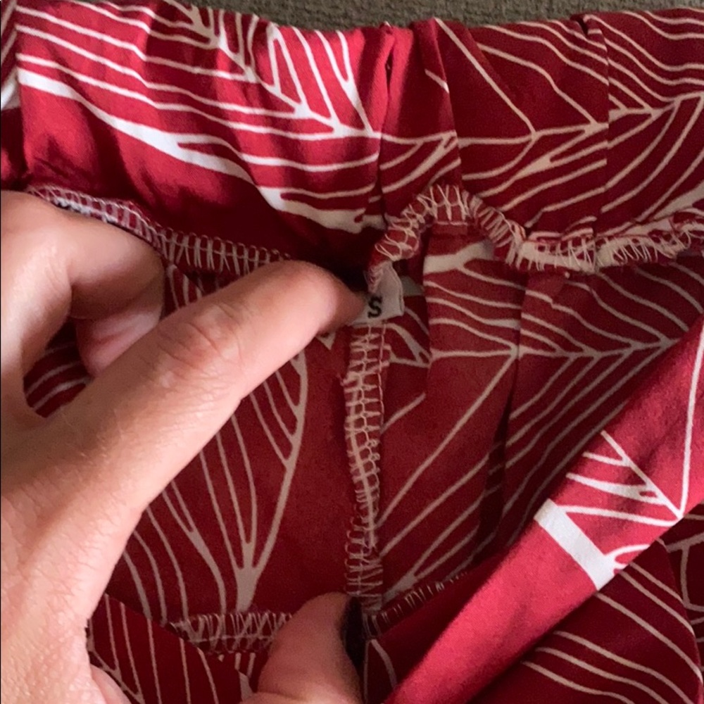 Leaf Pattern Pants - image 3